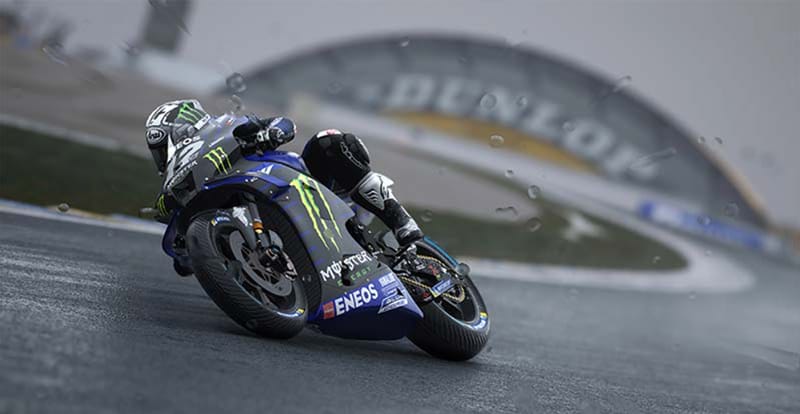 tips on breaking accelerating out of corners moto gp 21