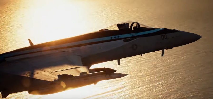 Ace Combat 7: Skies Unknown Launches Top Gun: Maverick DLC