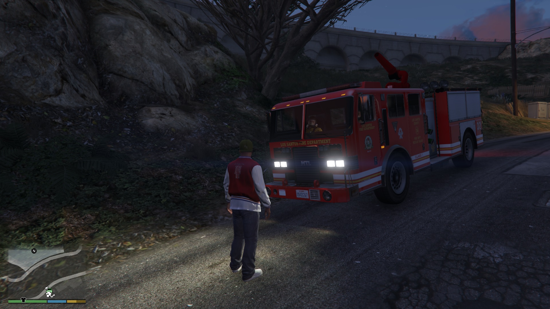 How To Call 911 in GTA 5