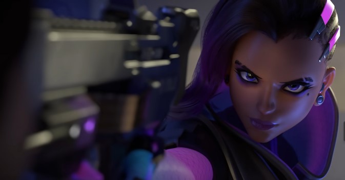 Sombra in the Overwatch short Infiltration