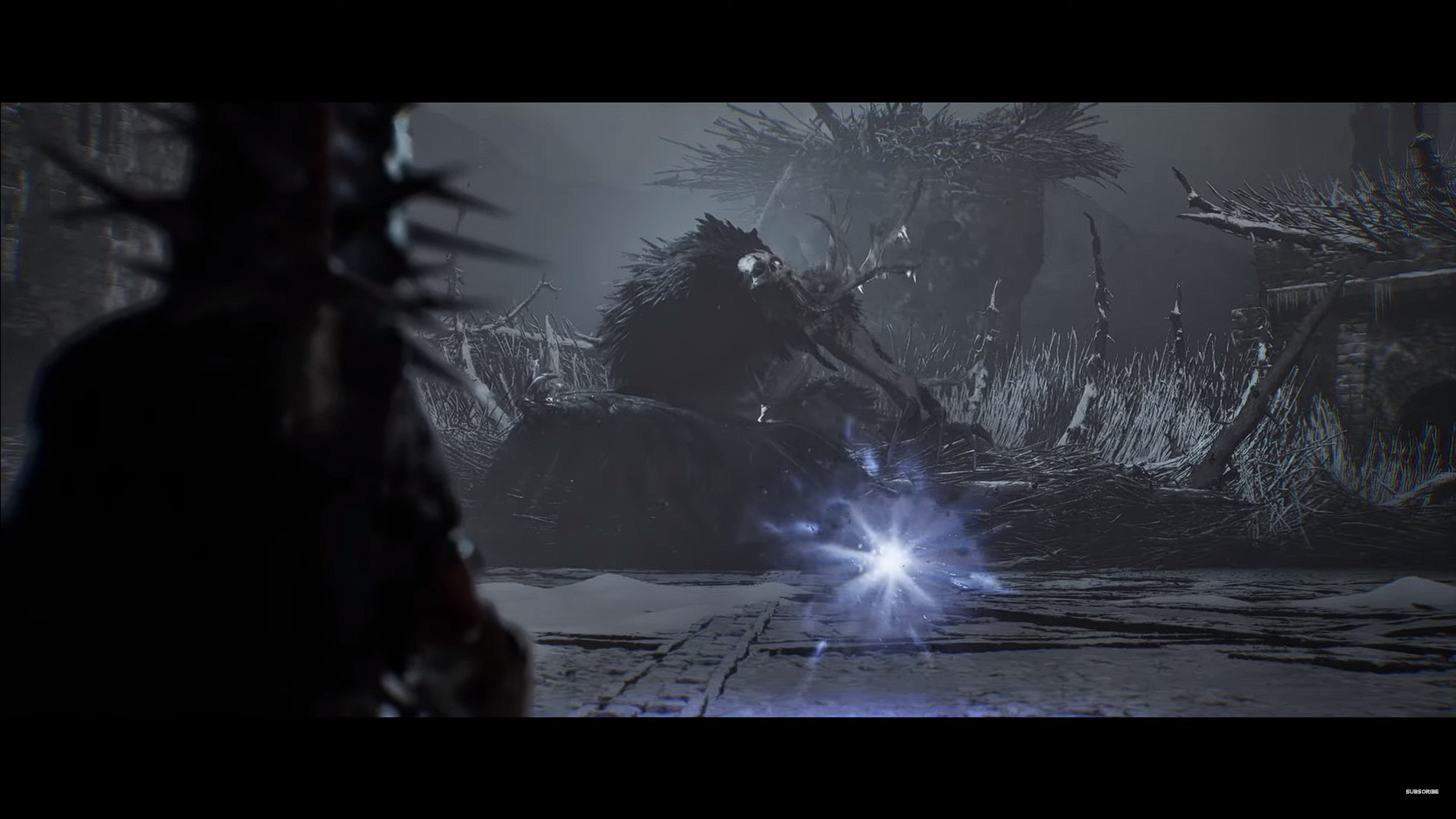 A screenshot of the intro to The Hallow Crow boss fight in Lords of the Fallen.